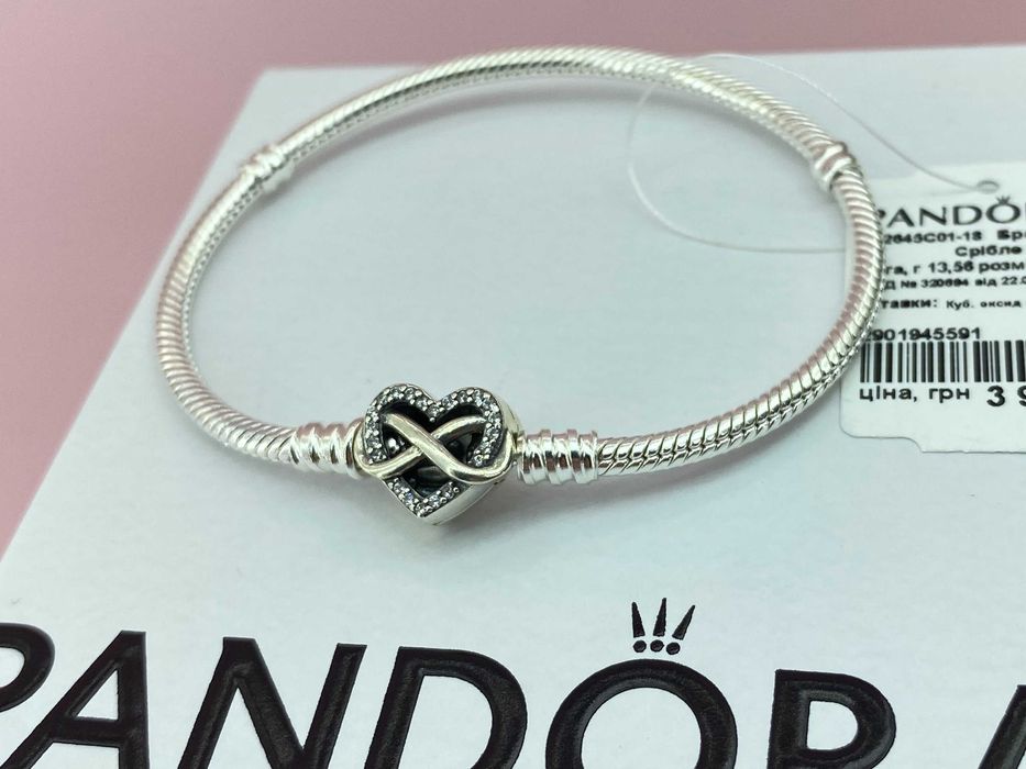 Оригінальний срібний браслет Пандора Сімʼя - найголовніше 592645C01