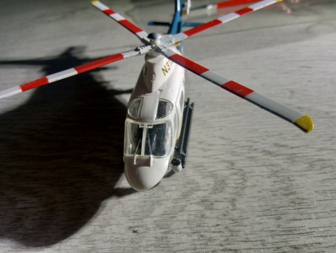 Model śmigłowiec helikopter