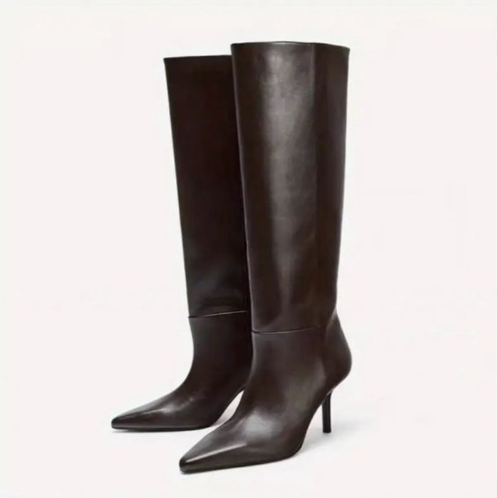 черевики ботинки сапоги на низькому каблуку коричневі чоботи труби