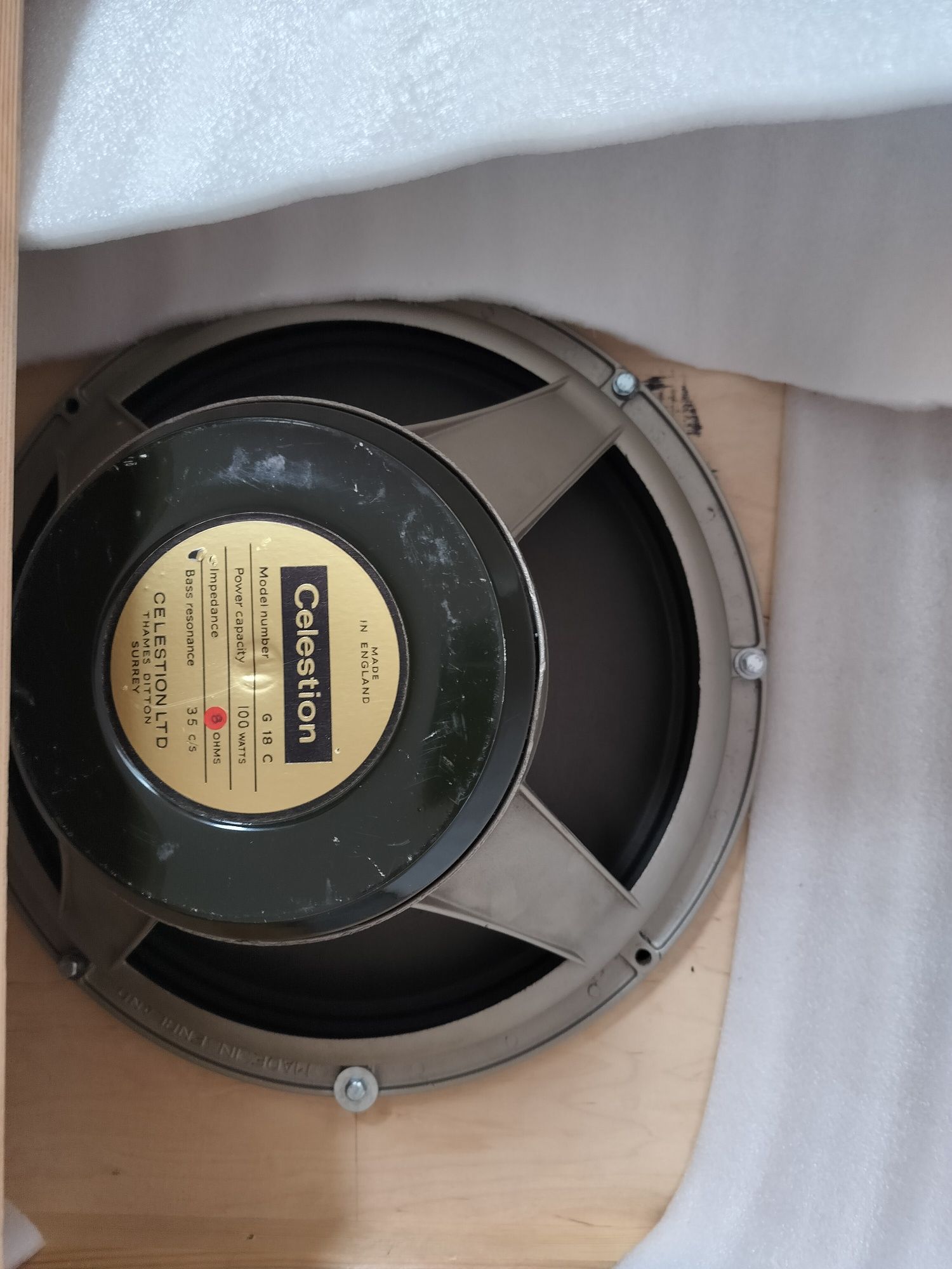 Kolumna 1x18 Celestion  Greenback G18C 100W 8Ohm preRola