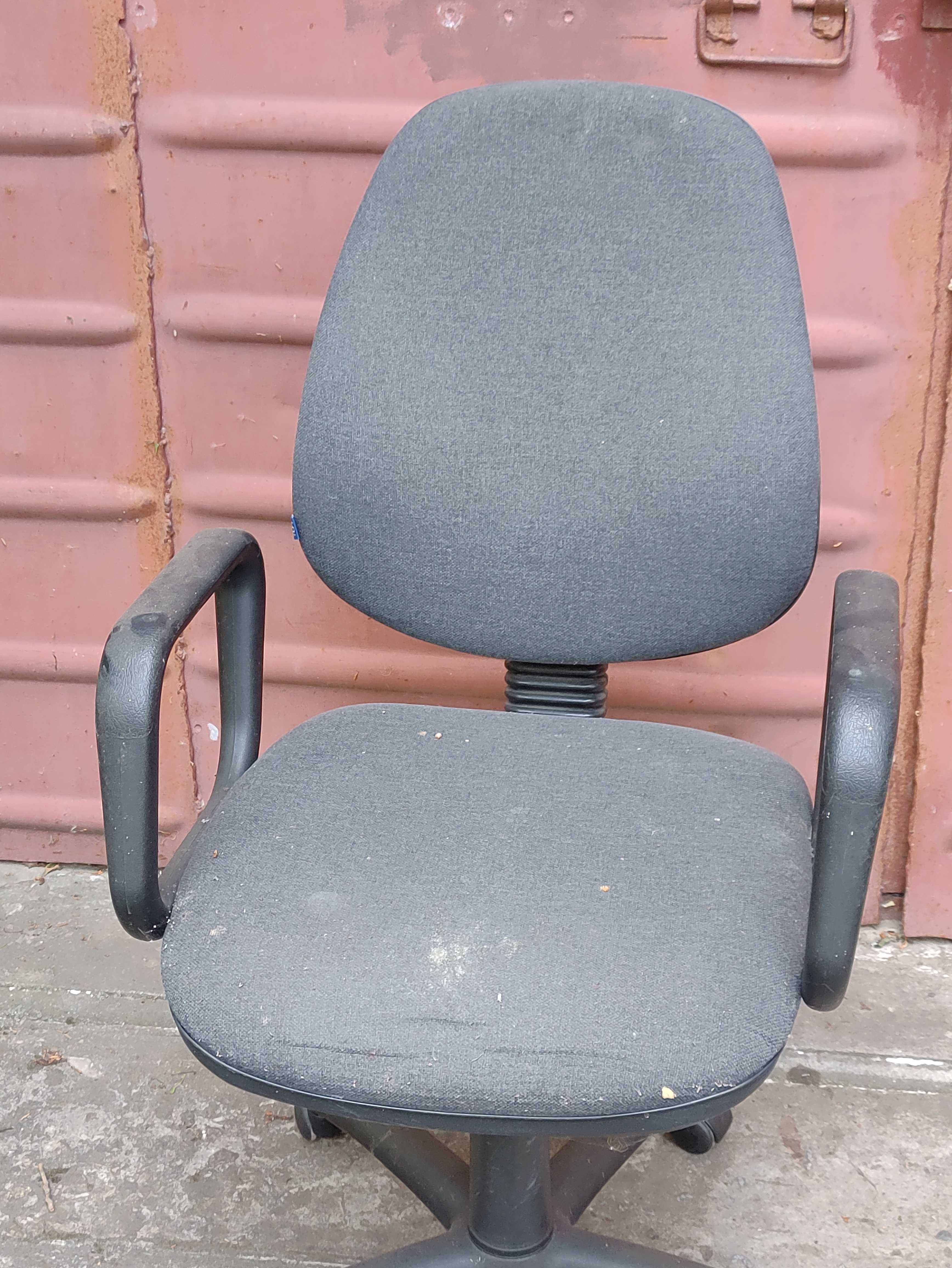 кресло стул офисный колесиках серый Новый стиль Comfort GTP active-1