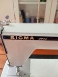 Máquina costura Sigma para peças