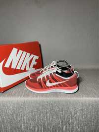 Женские беговие кроссовки Nike Lunarlon размер 38.5(24.5 см.)