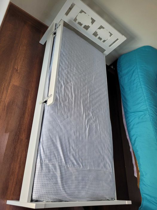 Vendo cama infantil completa, IKEA, nova, sem marcas de uso.