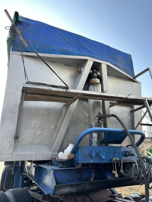 Прицеп самосвал