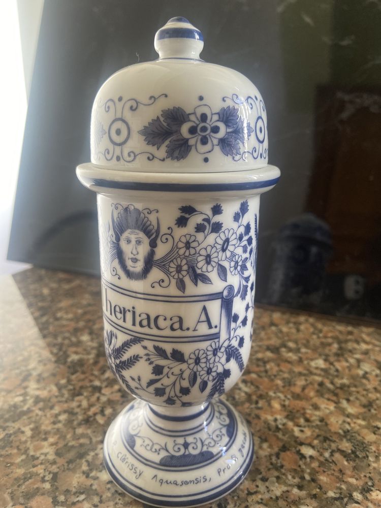 Conjunto porcelana 3 peças Neoclassica