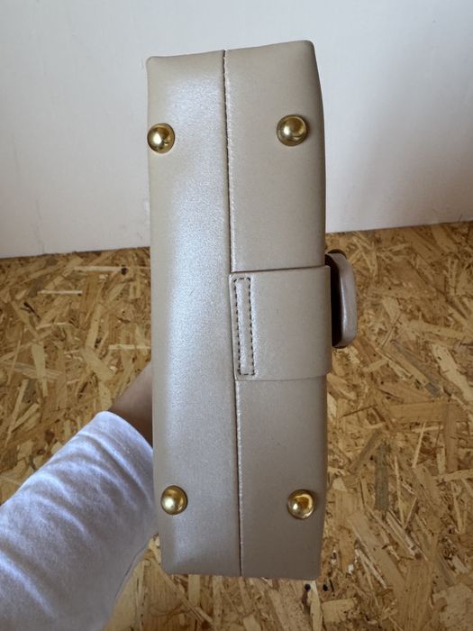 Маленька сумка на плече шкіряна