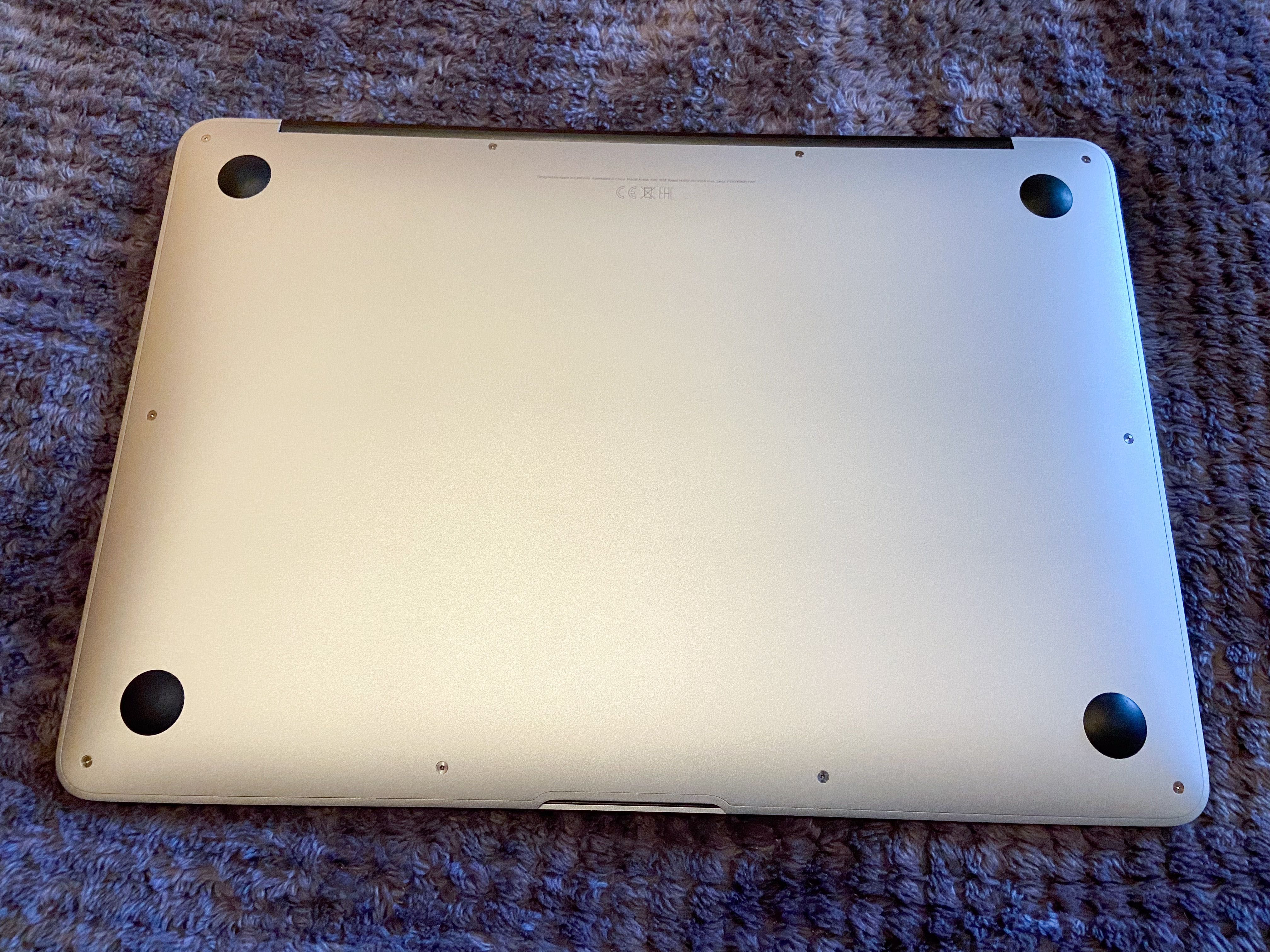 Apple Macbook Air 13 - 256GB SSD Silver