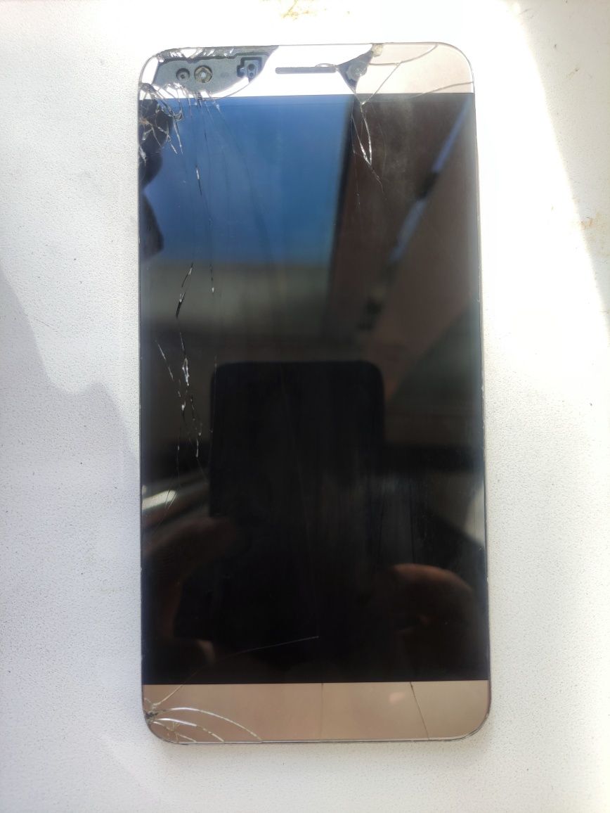 Смартфон LeEco le S3