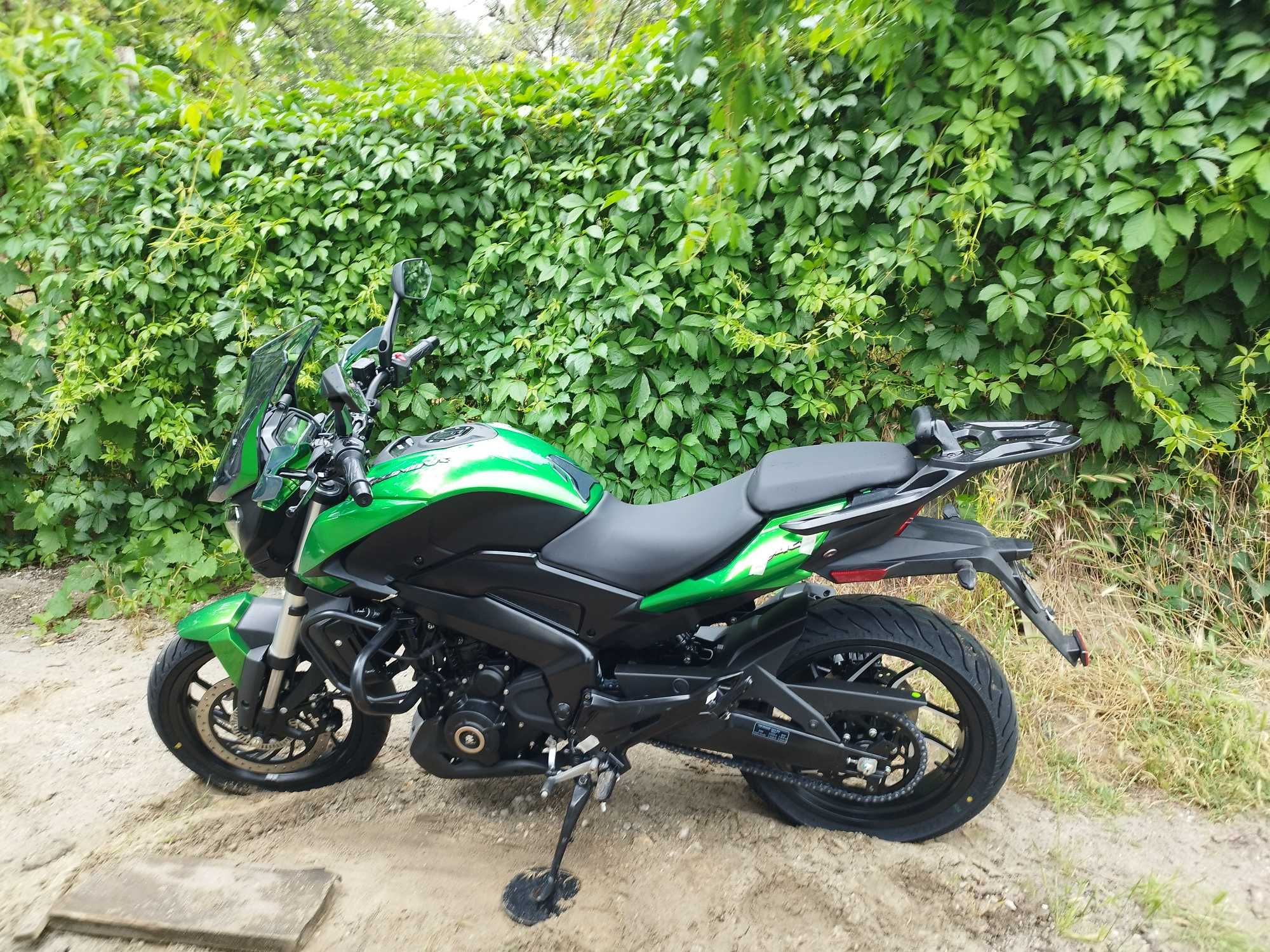 Bajaj Dominar400