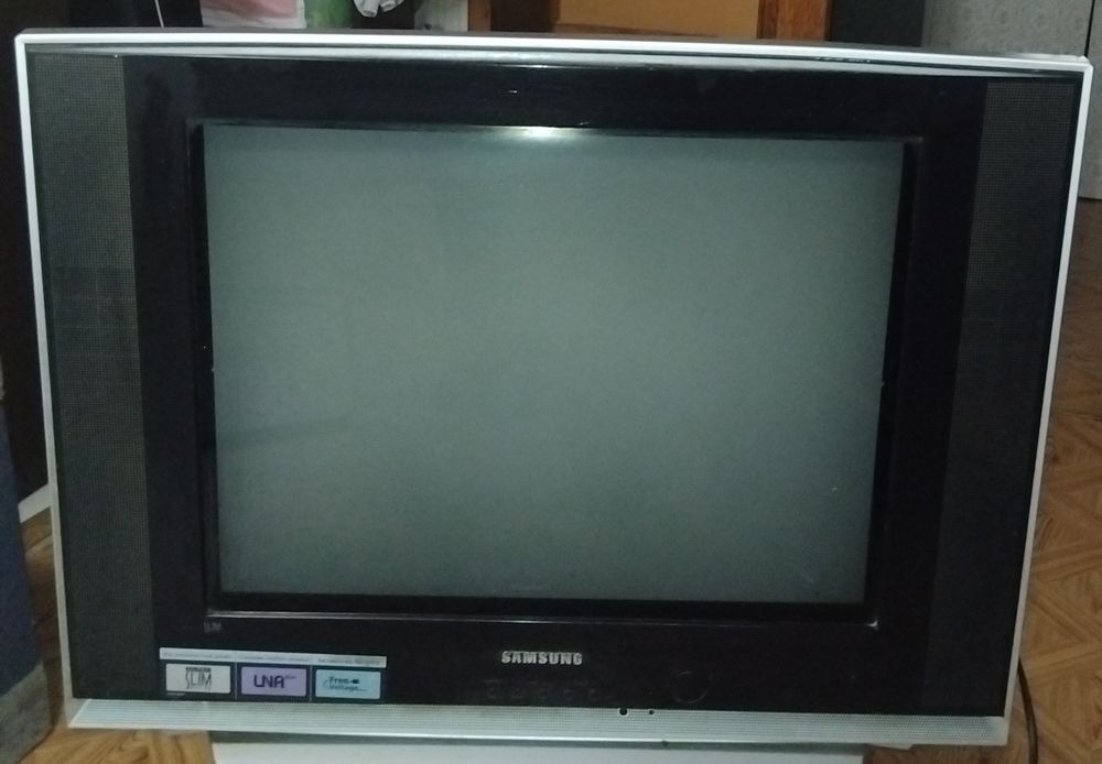 Продам телевизор Samsung ламповый б/у