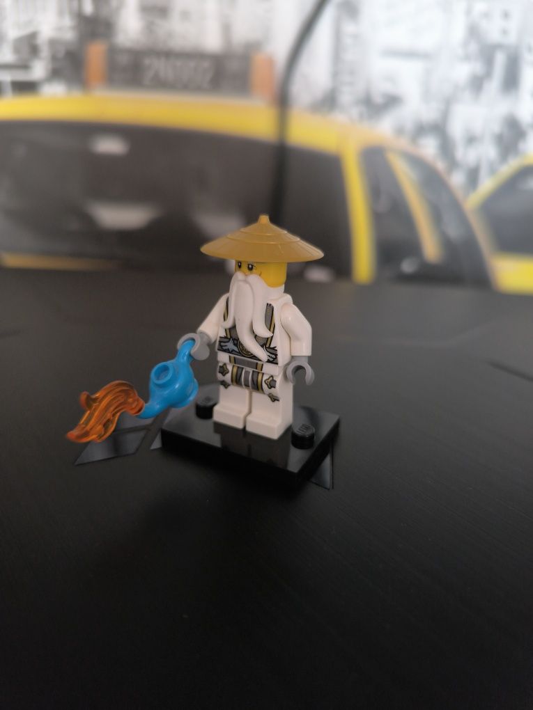 LEGO ninjago njo142 figurka Sensei Wu