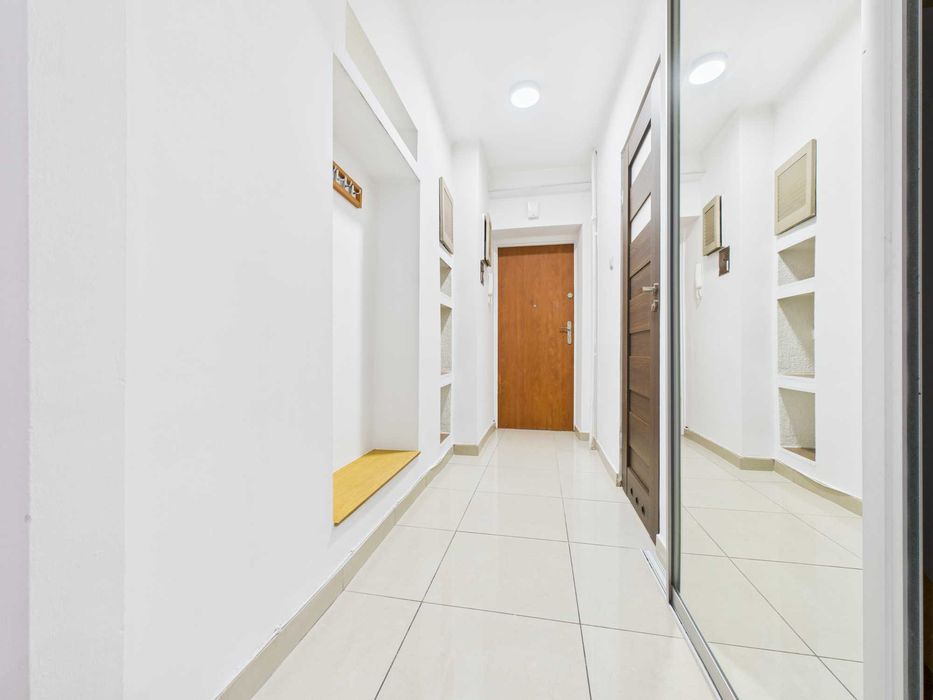 Duża kawalerka po generalnym remoncie - Bytom Wrocławska