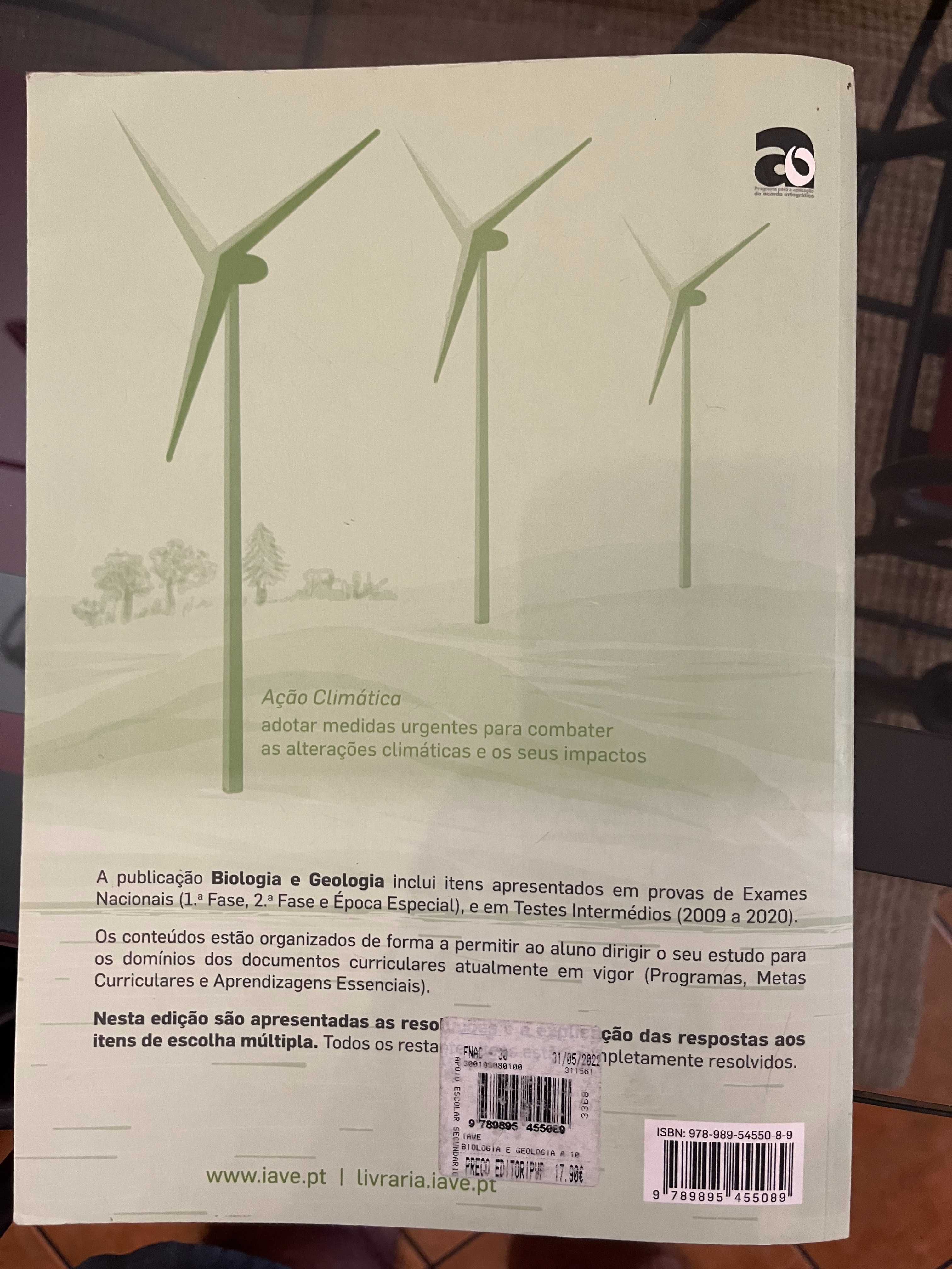 Manuais de Preparação de Exames -  IAVE 12º ANO