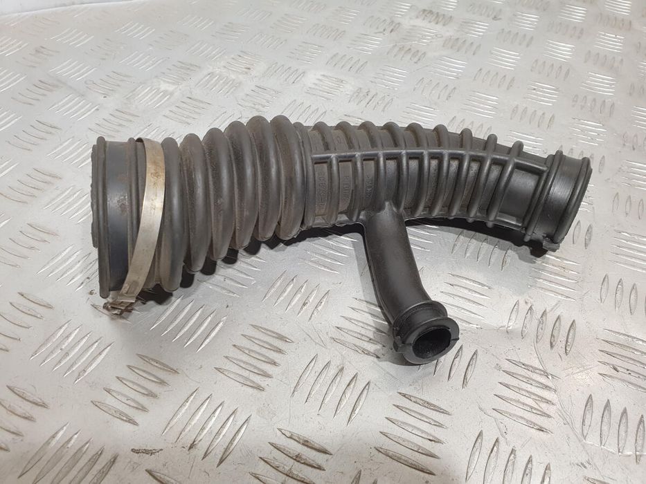 Патрубок повітряного фільтра ford mondeo 3 2.0d 2000-2007 разборка