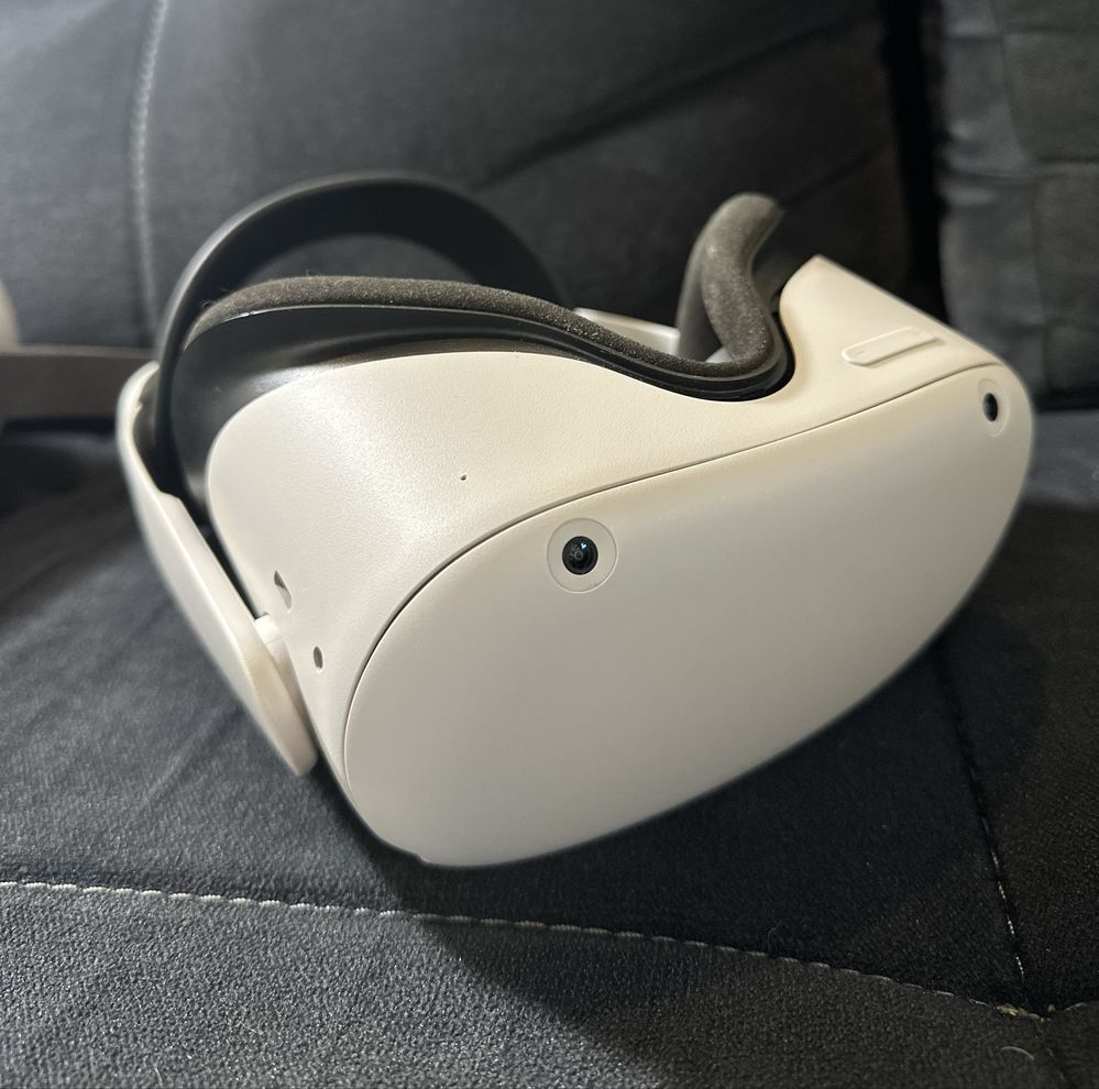 Meta Quest 2 + Elite Strap + Кейс