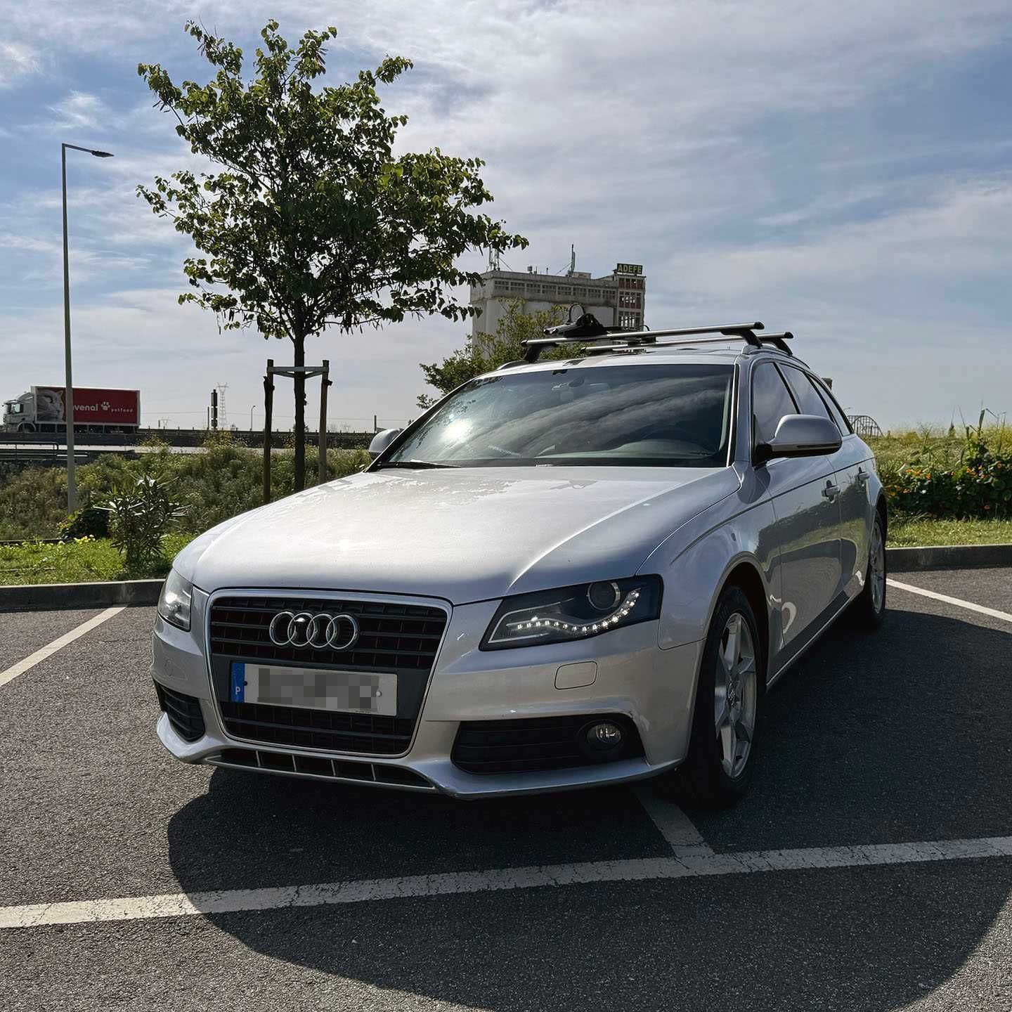 Audi A4 B8 143CV Auto/Pano/CarPlay/Pele/Camara