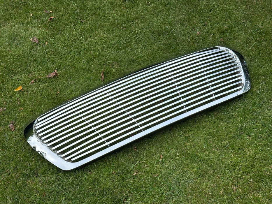 Решітка Toyota Land Cruiser 200 2007-2012 (алюміній). Нова