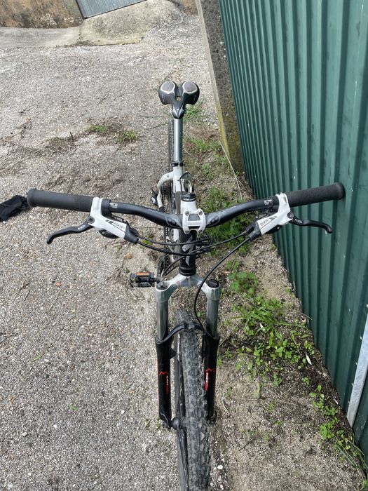 Bicicleta Specialized hardrock comp