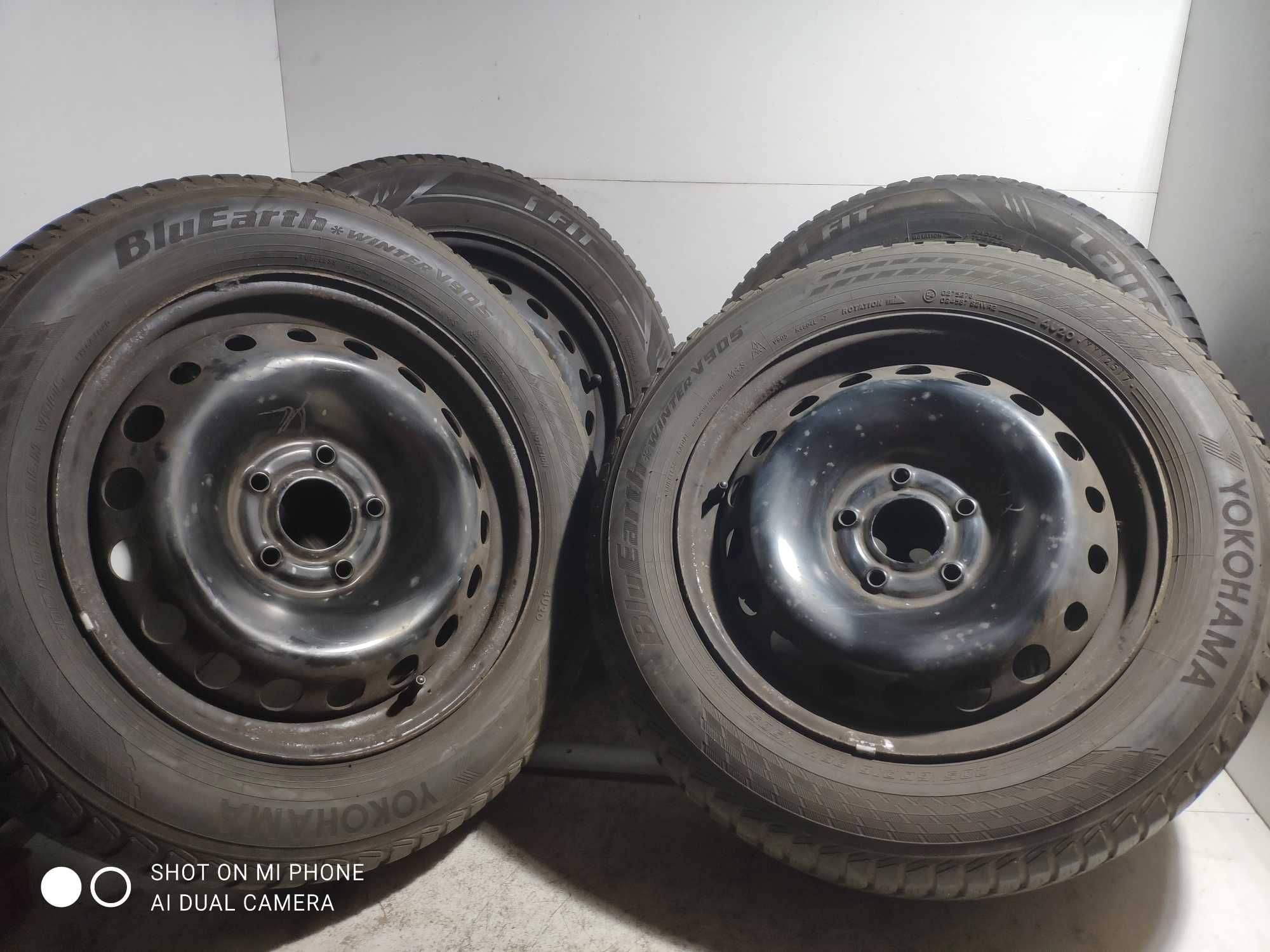 Koła opony felgi 205/60R16 YOKOHAMA 5x114,3 hyundai 96H komplet zimowe