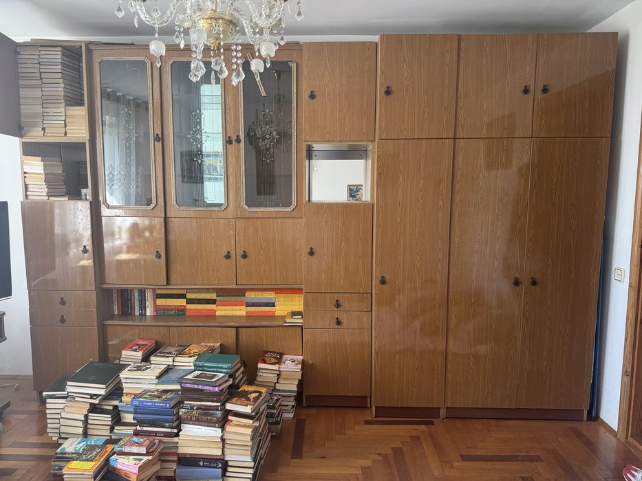 Стінка у вітальню самовивіз