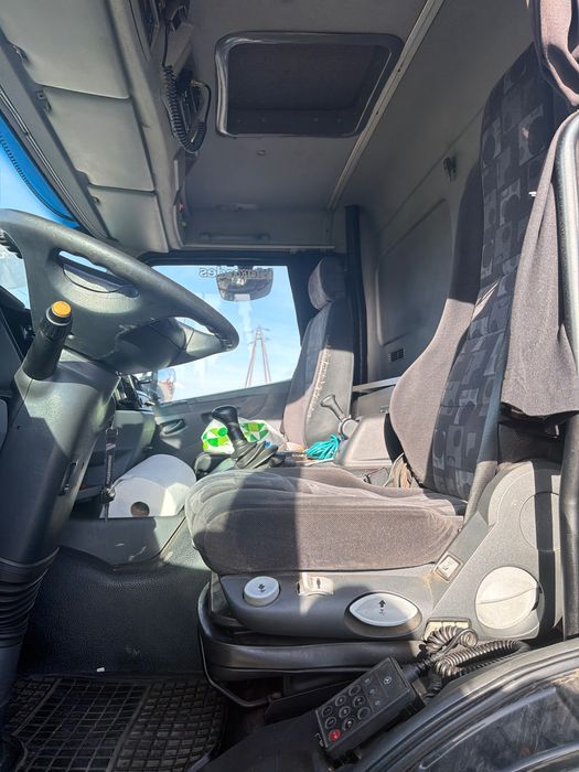 Autotransporter Laweta Pomoc drogowa Atego