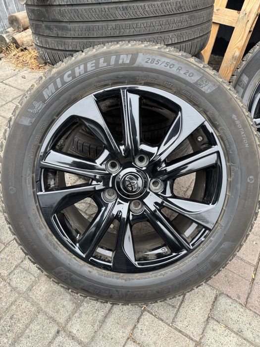Шины диски б.у 5.150 R20 Toyota original 285 50 R20 Michelin 4 шт
