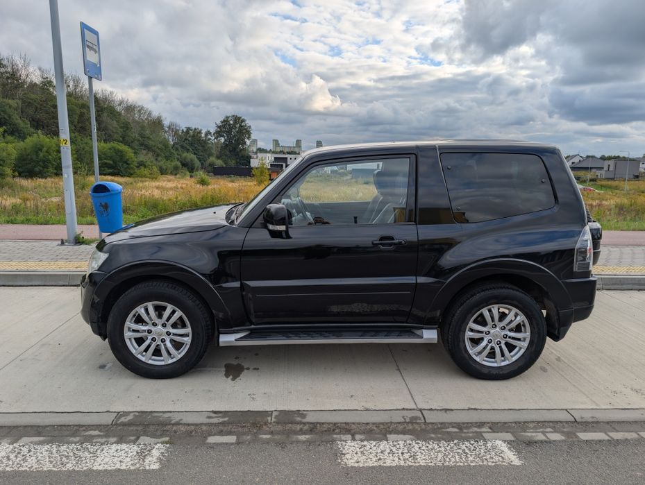 Mitsubishi Pajero IV