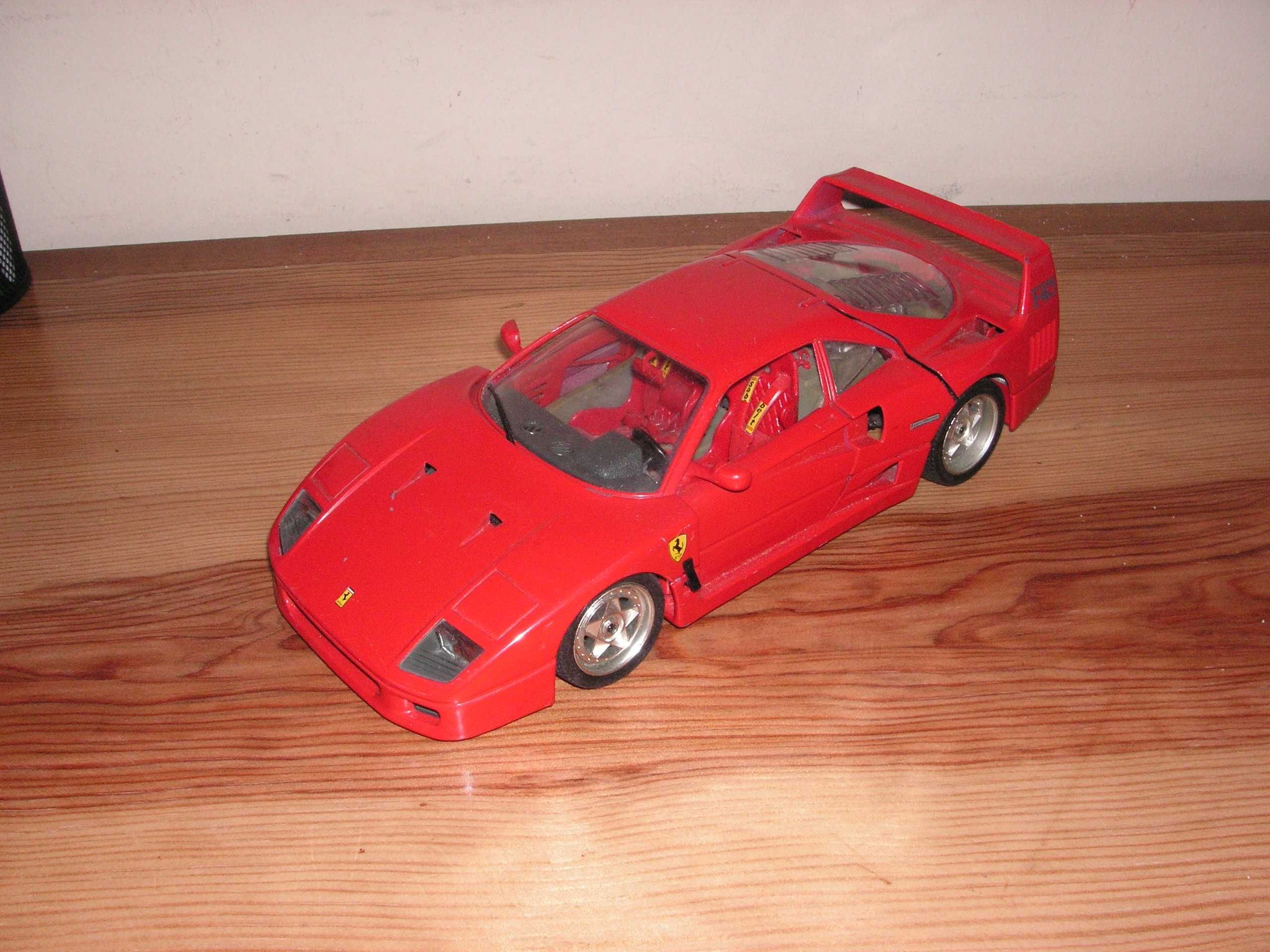 Burago - Ferrari F40 1:18 (1987)