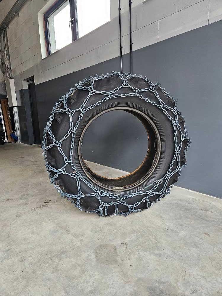 Łańcuchy śniegowe 405/80R18 14,9R20 15,5/80R20 16/70R20 380/70R20