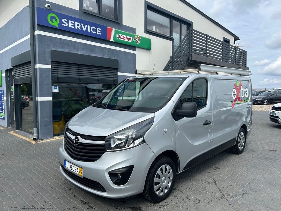 Opel Vivaro  1.6tdci 130km / Klima / Tempomat / Serwis