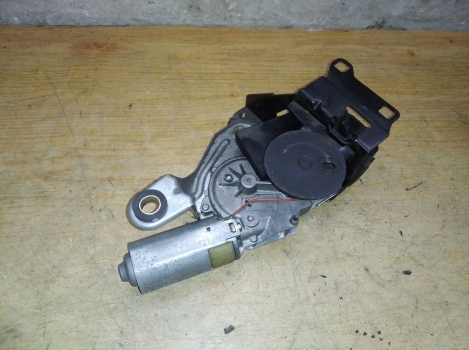 BMW e46 kombi mechanizm silniczek wycieraczki tyl 6.925.094 6.903.667