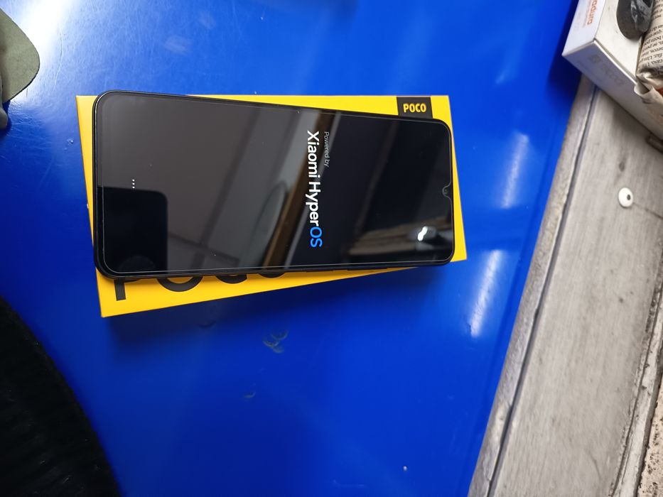 Telemóvel da Xiaomi poco c75 novo