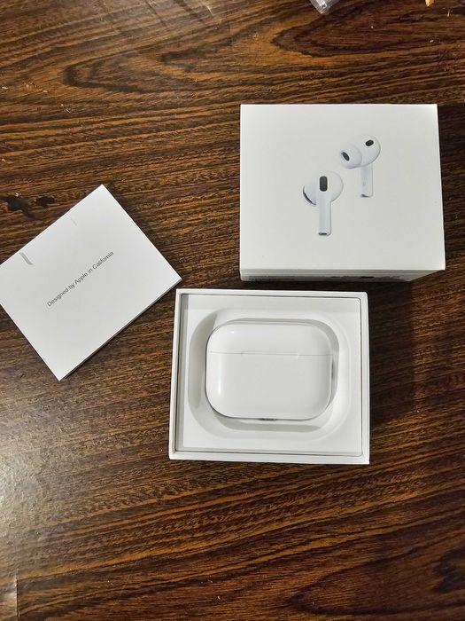 Apple Airpods Pro 3 c/ caixa