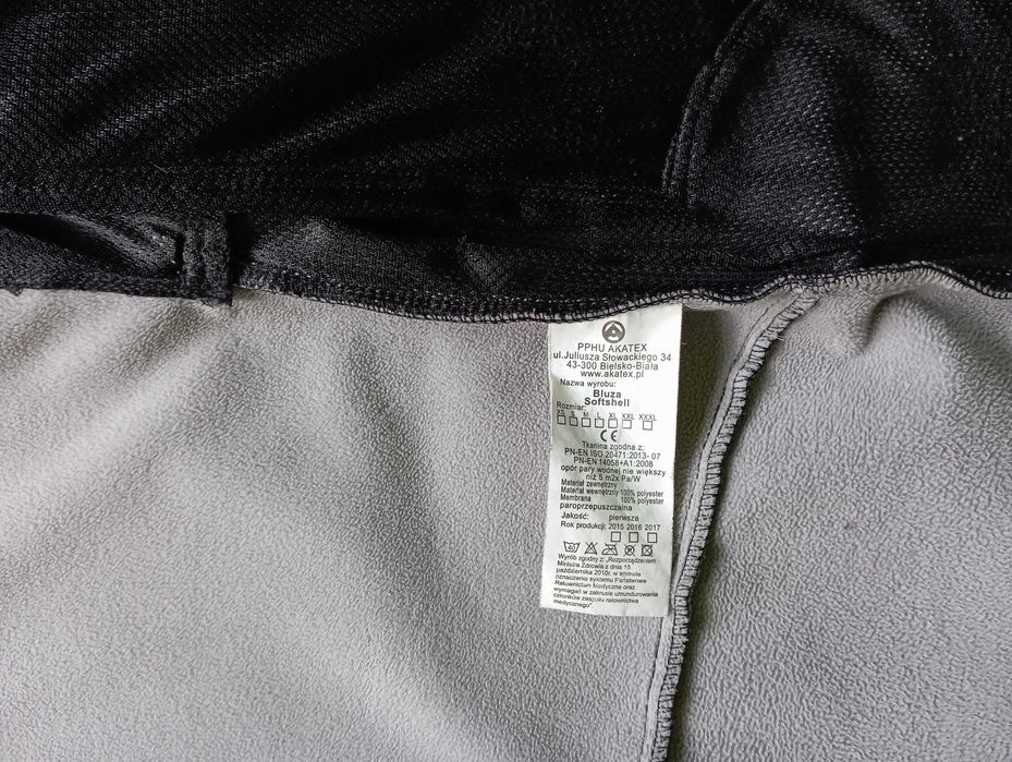 Softshell M czarny-ODDYCHAJĄCY.