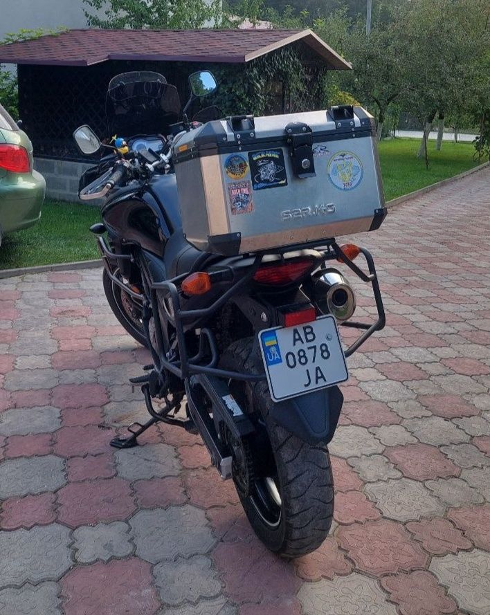 Suzuki V-strom DL 650
