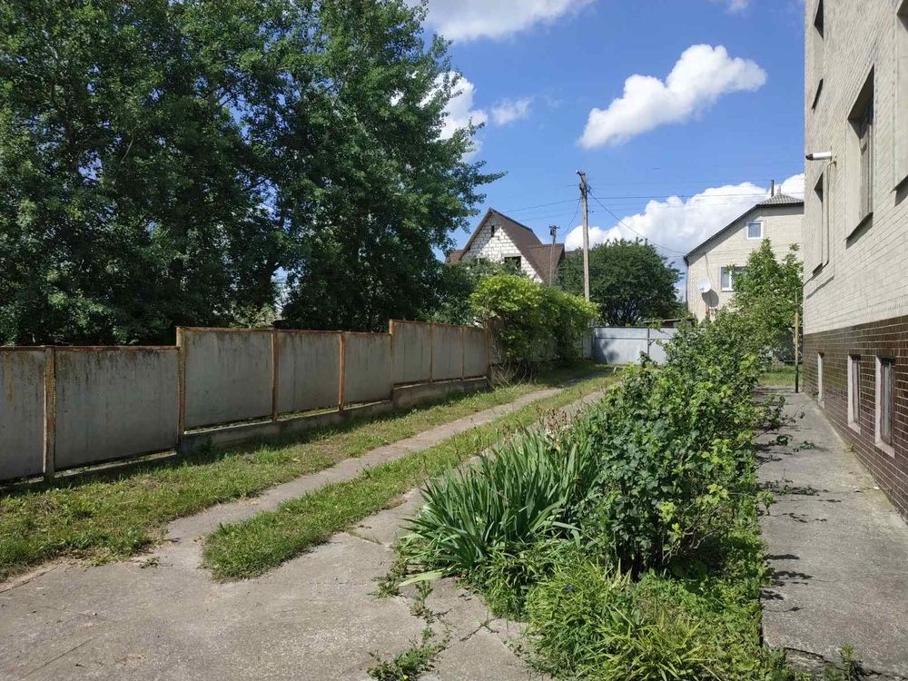Продам новий дім з земельною ділянкою в м. Красилові, Волиця-1