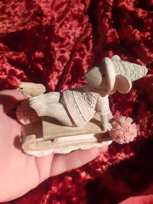 Фигурка статуэтка мышка на санях мышь зимняя новогодняя