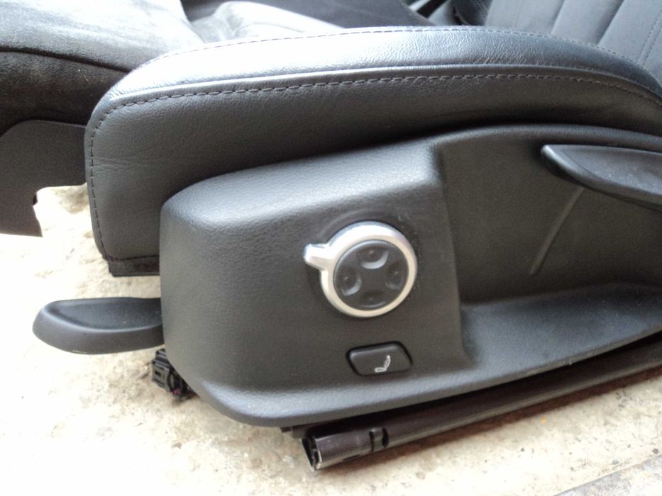 Ауді А4-Б9 S-Line електрика сидіння audi a4 b9 шкіра алькантара дивани