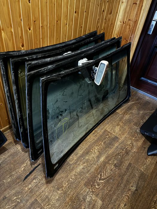 Лобове скло бокове заднє mercedes ml w204 w163 w164 w211 w203