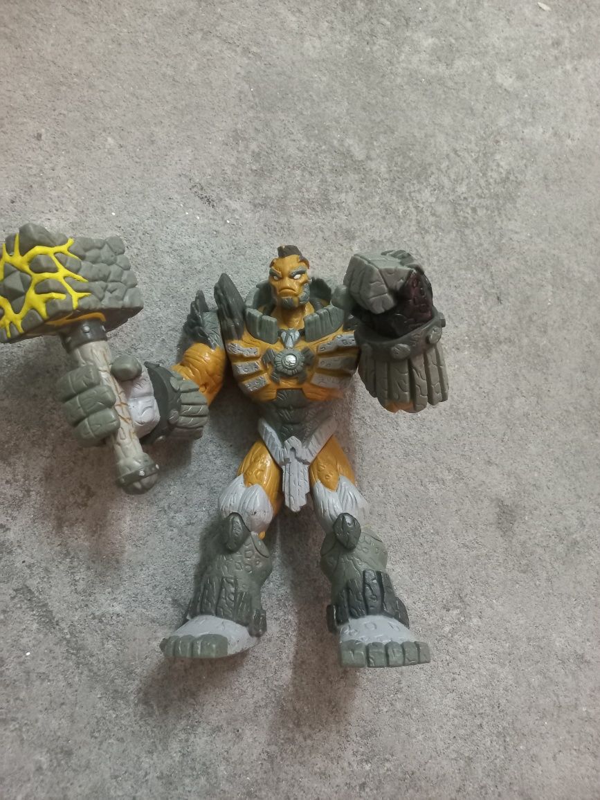 Boneco Gormiti Grande