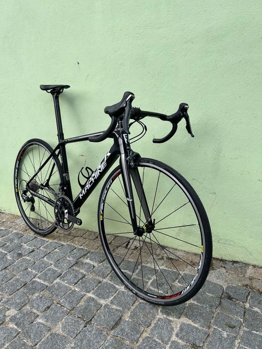 Bicicleta estrada em carbono