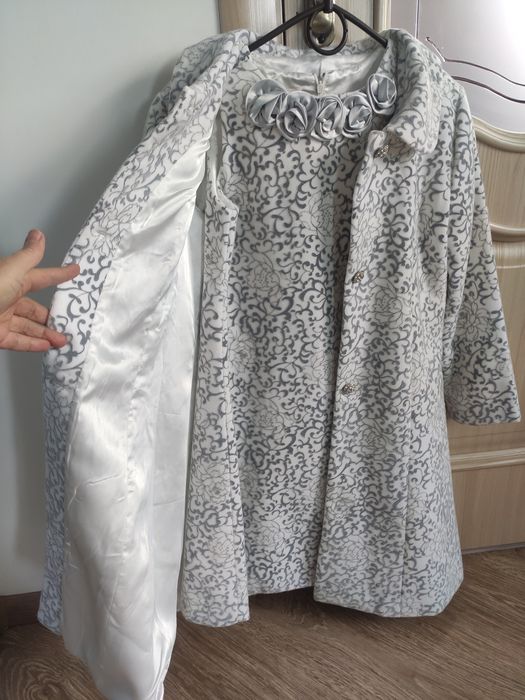 Пальто для принцеси