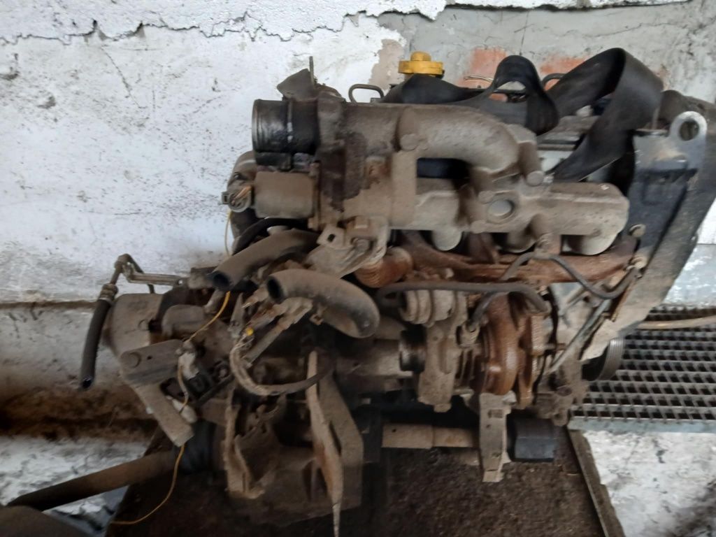 Silnik 1.9 DCI F9K