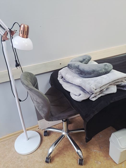 Оренда кушетки в кабінеті