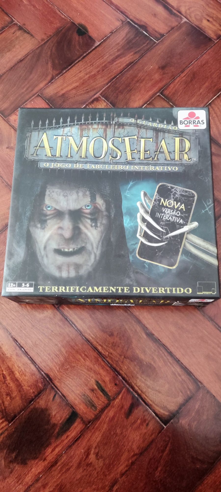 Jogo de tabuleiro interativo ATMOSFEAR