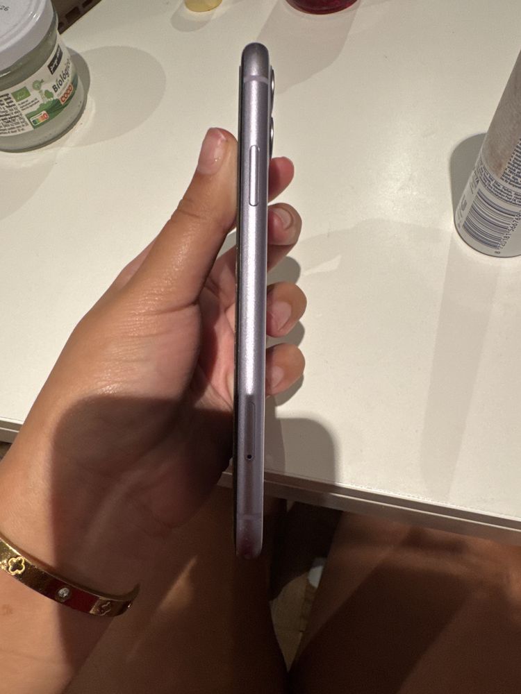 Iphone 11 em perfeitas condições