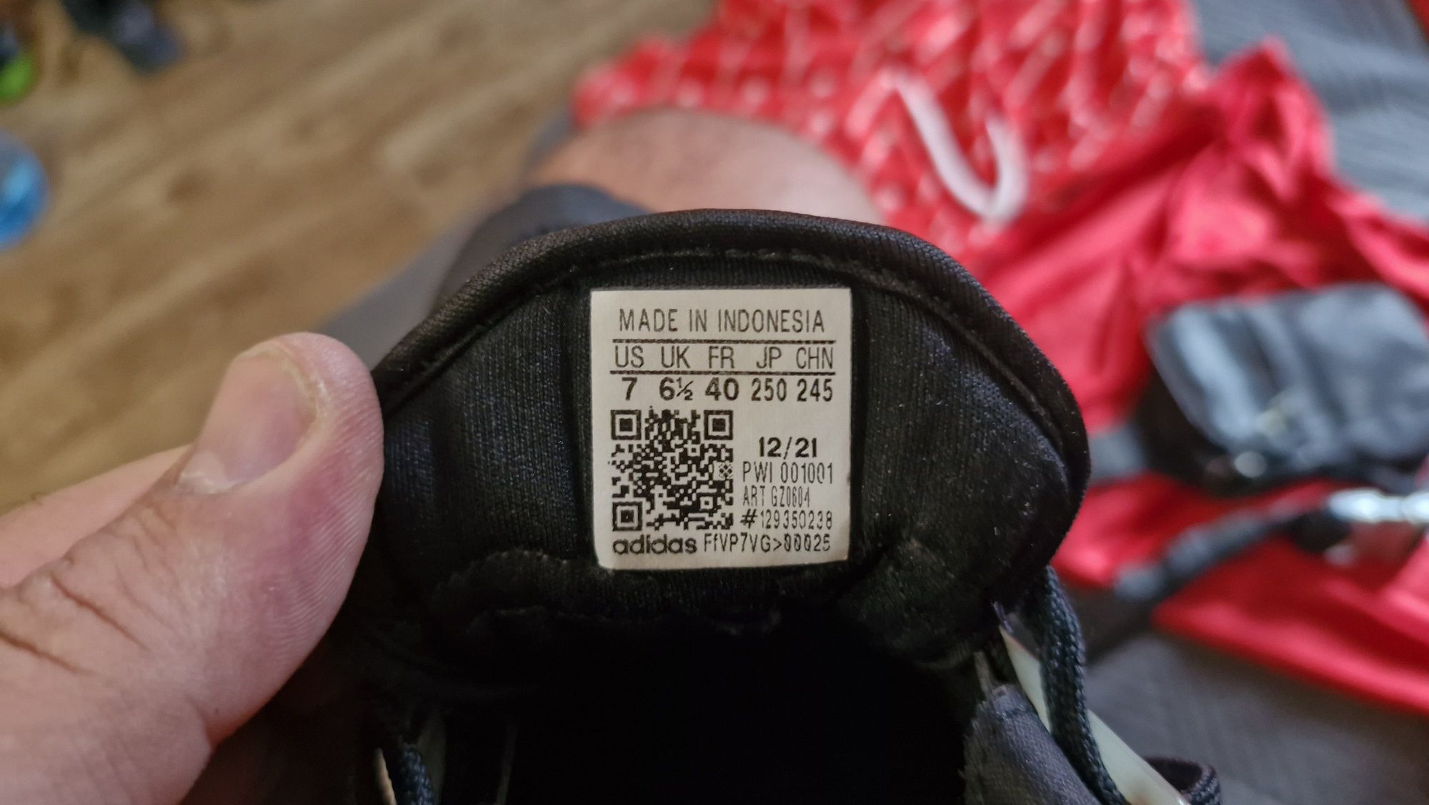 Кросівки Adidas EQ21 Run.Розмір 39