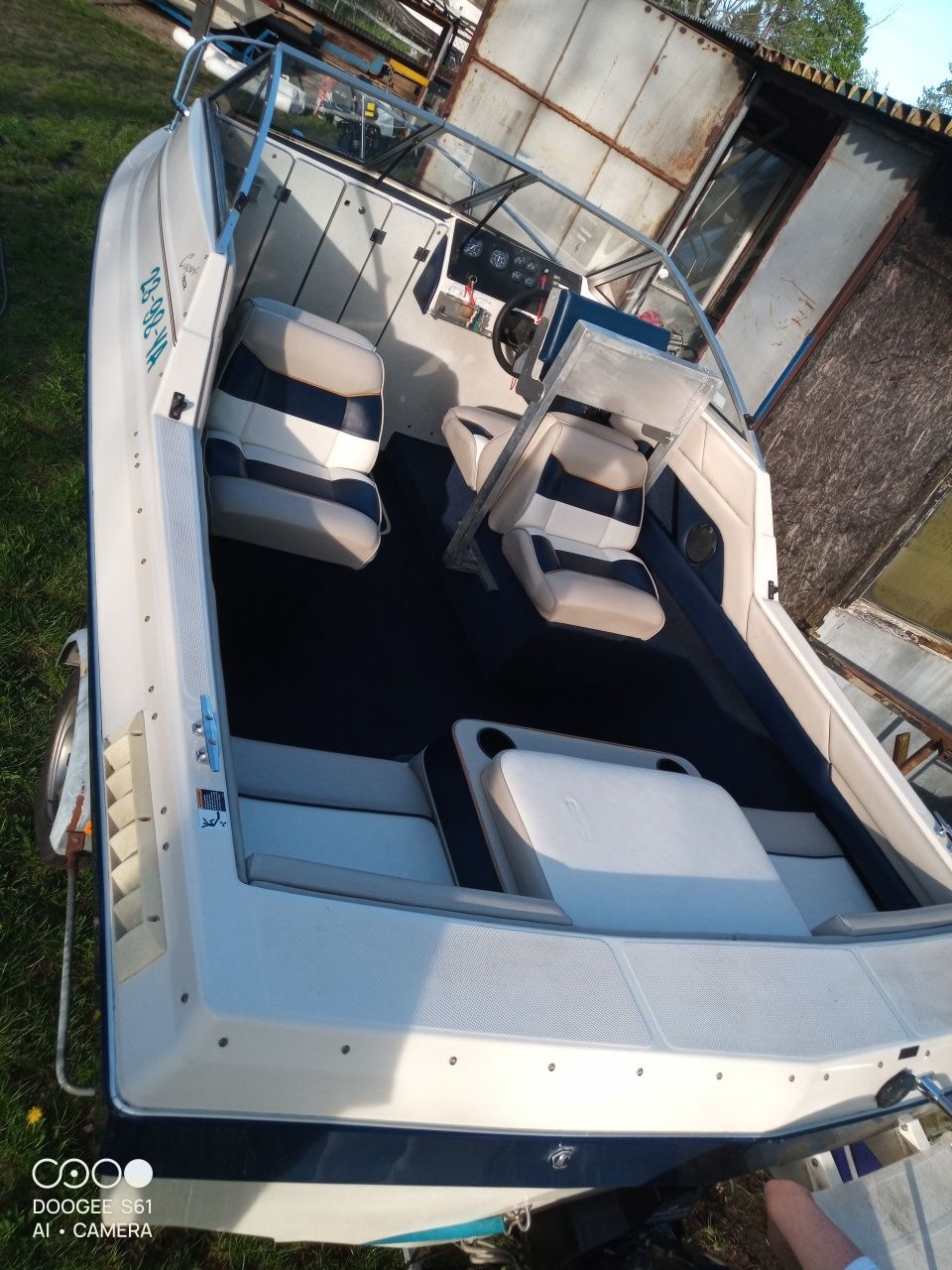 Bayliner Capri mercruizer 130 HP