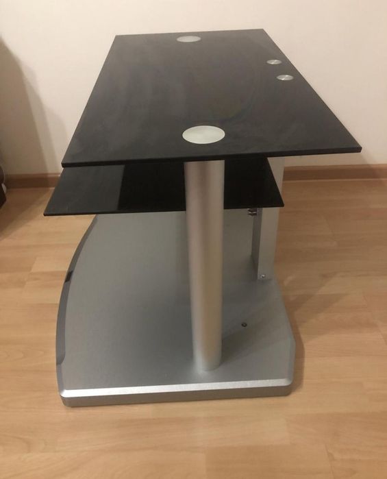 stolik pod telewizor